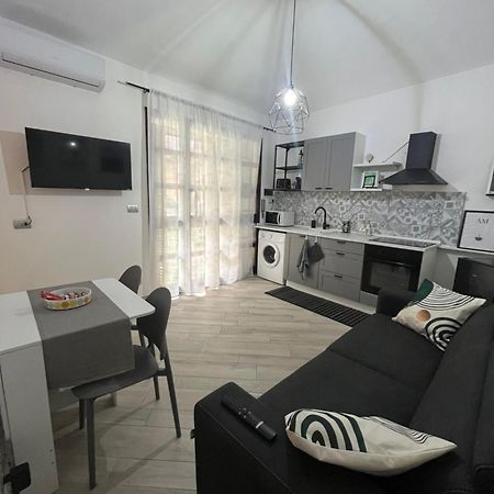 Casa Vale Parco Del Valentino Appartement Turijn Buitenkant foto